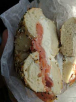 Sammy's New York Bagels food