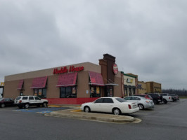 Huddle House inside