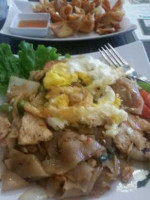 Khao Hom Thai Bistro food