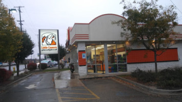 Little Caesars Pizza outside