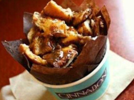 Cinnabon food