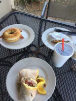 DJ's Bagel Cafe food