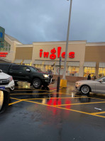 Ingles Market inside