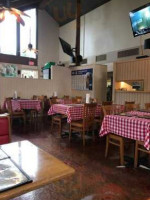 Island Pizza Sanibel inside