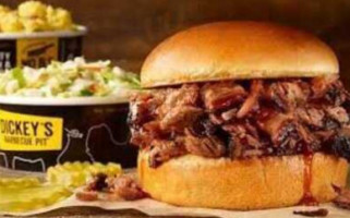 Dickeys Barbecue Pit food