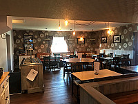 Norfolk Arms White Lane inside