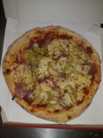 Pizza della nonna food