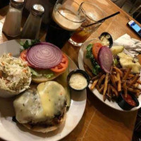 Captain Benders Tavern food