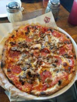 Mod Pizza food