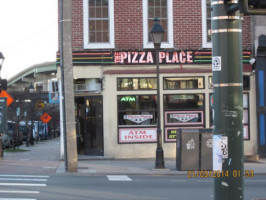 The Pizza Place outside