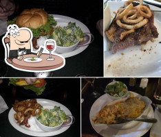 Iron Horse Pub food