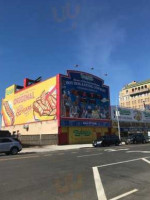 Nathans Famous outside