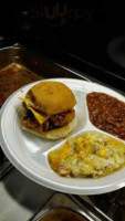 Roundback Bbq food