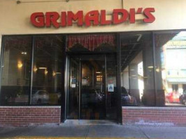 Grimaldi's Pizzeria outside