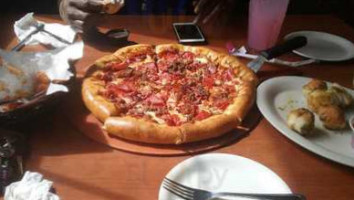 Pizza Hut food