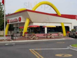 Mcdonald's outside