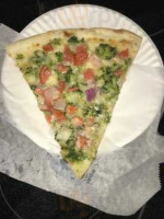 Nino's Pizzeria food