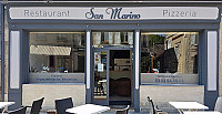 Pizzeria San Marino inside