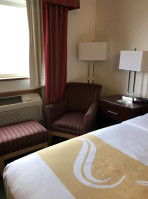 Quality Inn Belgrade Bozeman Yellowstone Airport inside