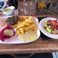 Kleines Steakhaus food