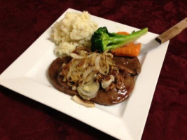 Cedar Valley Golf and Country Club food