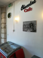 Juline Café Friterie inside