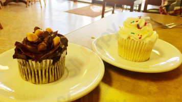 Cabot Cafe And Cake Corner food