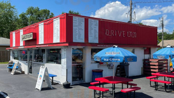 Lakeview Drive Inn inside