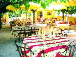 La Bastide Enchantee food