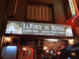 La Porte Du Bengale outside