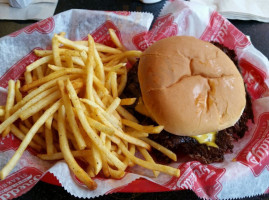 Freddy's Frozen Custard Steakburgers food