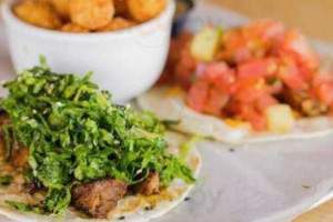 Taqueria Tsunami Peachtree Corners food