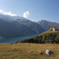 Chalet Du Col Du Glandon outside