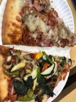 Valtori Pizza Kitchen food