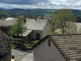 Auberge De La Tour outside