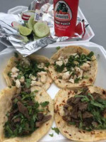 Taqueria Garcia food