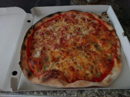 Pizzeria Diabola food