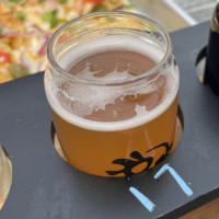 Noire Et Blanche Microbrasserie food