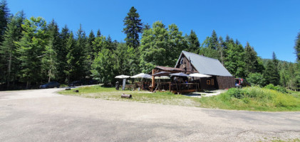 Auberge De Malaterre inside