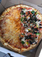 Antonio’s Pizza food