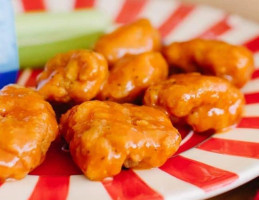 Zaxby's Chicken Fingers Buffalo Wings food