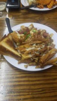 Montgomery's On Main food