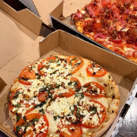 Zito's Pizza food