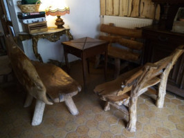 Auberge Des Hauts-viaux inside