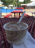 Mr Wizard's Frozen Custard And Yogurt outside