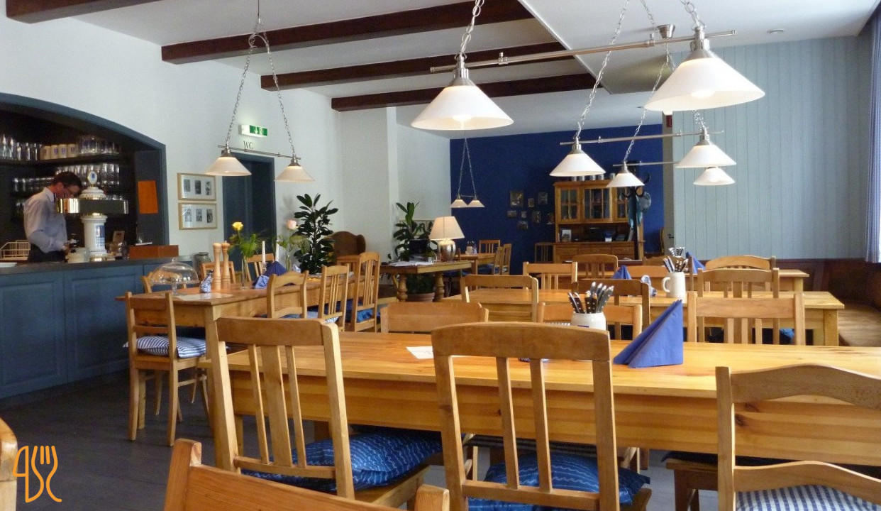 restaurant image