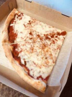 Pine Island Pizza food