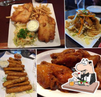 Portly Piper Pub Ajax food