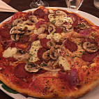 Pizzeria Adria food