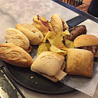 100 Montaditos Plaza Val food